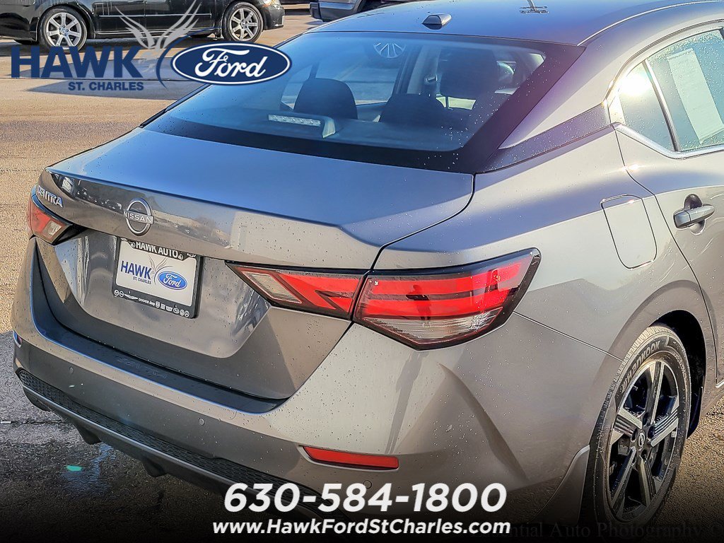 Used 2025 Gun Metallic Nissan SV image 6