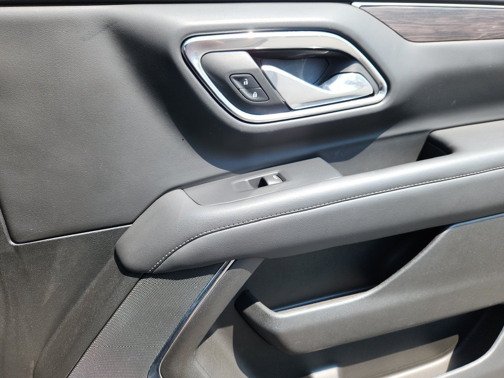2023 Chevrolet Suburban Z71 - Photo 14