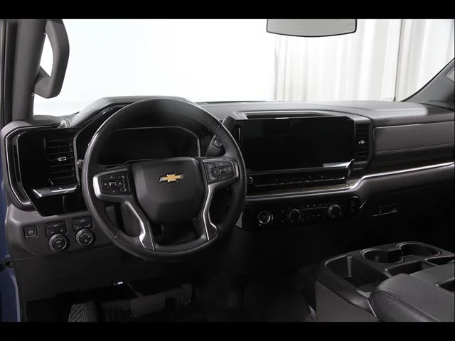 2024 Chevrolet Silverado 1500 LT - Photo 7