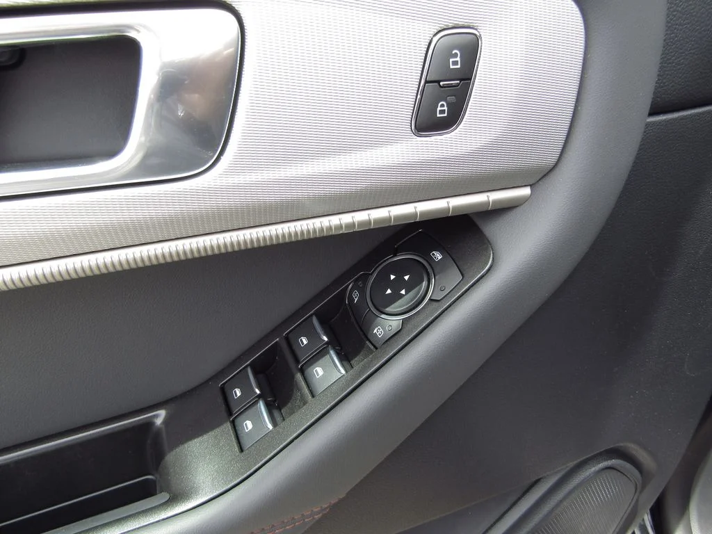 New 2026 Agate Black Metallic Ford Active image 26