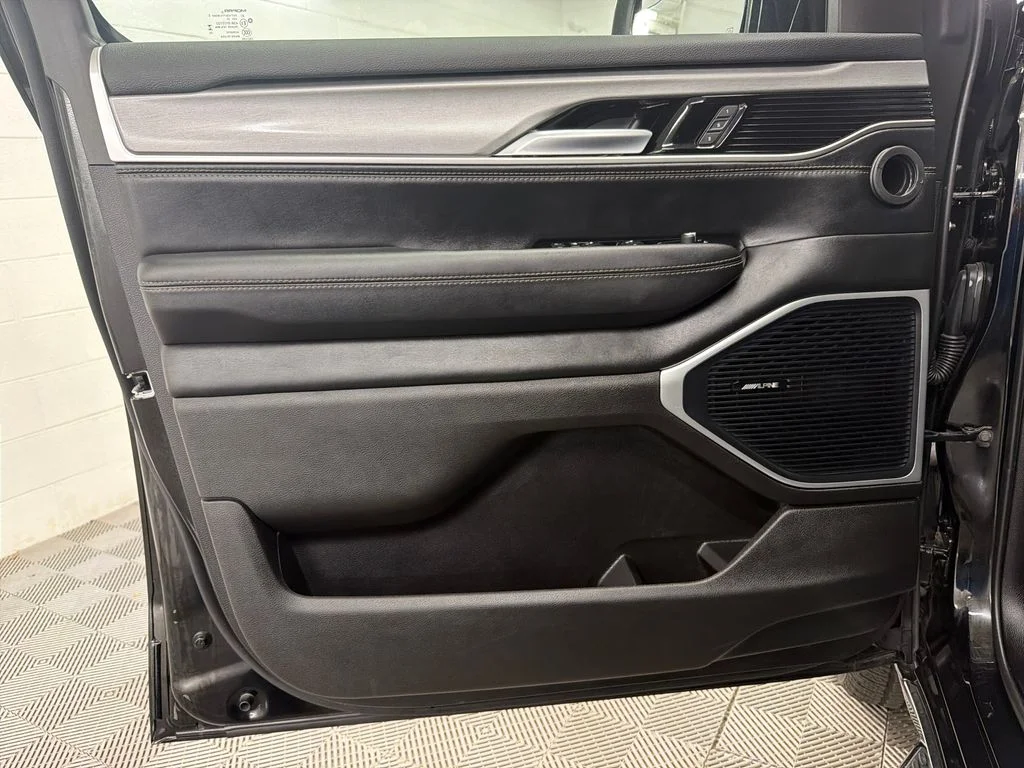 Certified Used 2025 Black Jeep Base image 16