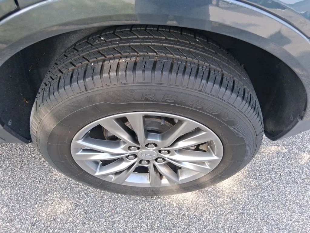 Used 2021 Gray Cadillac Premium Luxury image 10