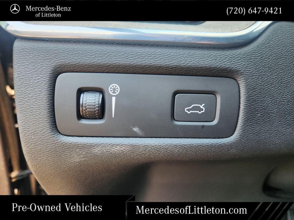 Used 2020 Gray Volvo T6 Inscription image 21