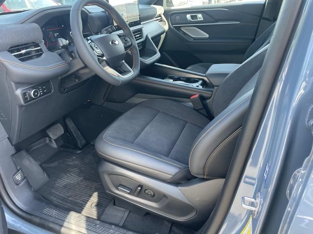 New 2026 Vapor Blue Metallic Ford Tremor® image 9
