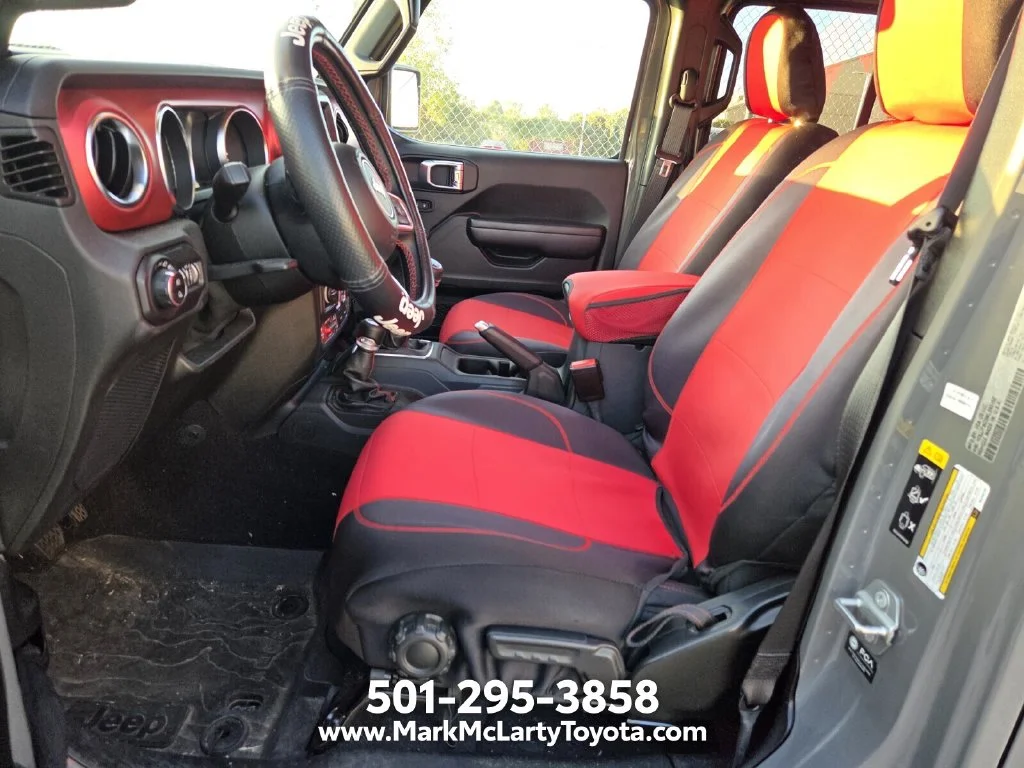 Used 2021 Gray Jeep Rubicon image 8