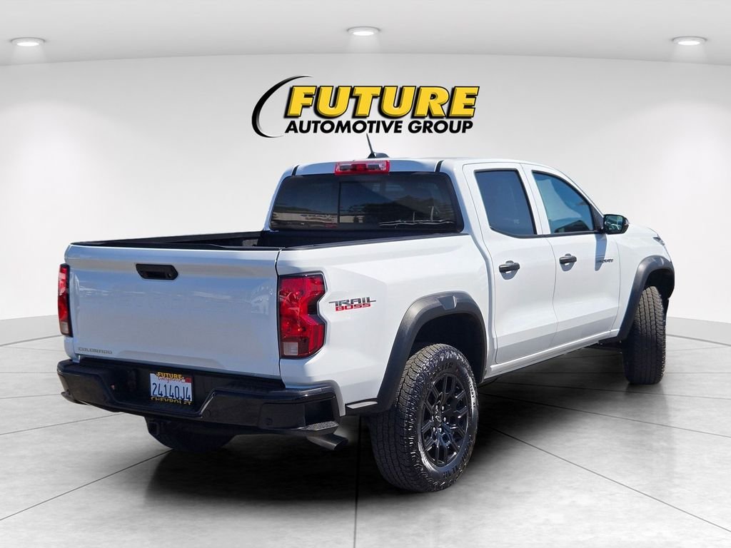 Used 2026 White Chevrolet Trail Boss image 4