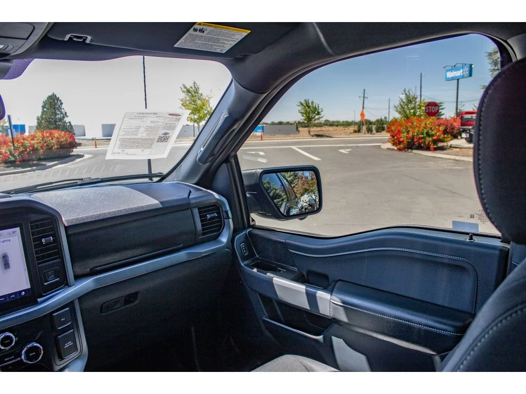 Used 2026 Antimatter Blue Metallic Ford XLT image 23