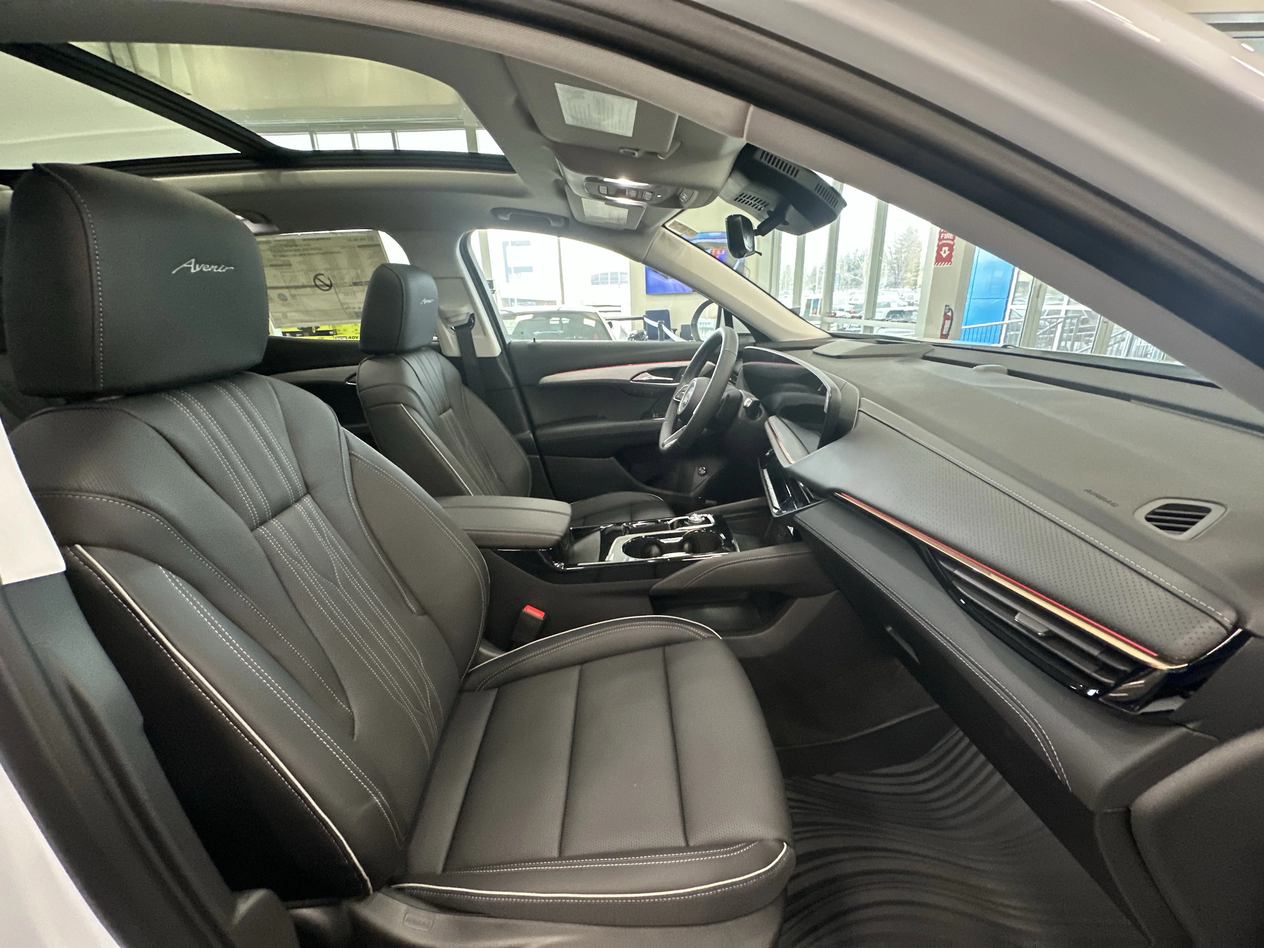 New 2026 Iridescent White Tricoat Buick Avenir image 18