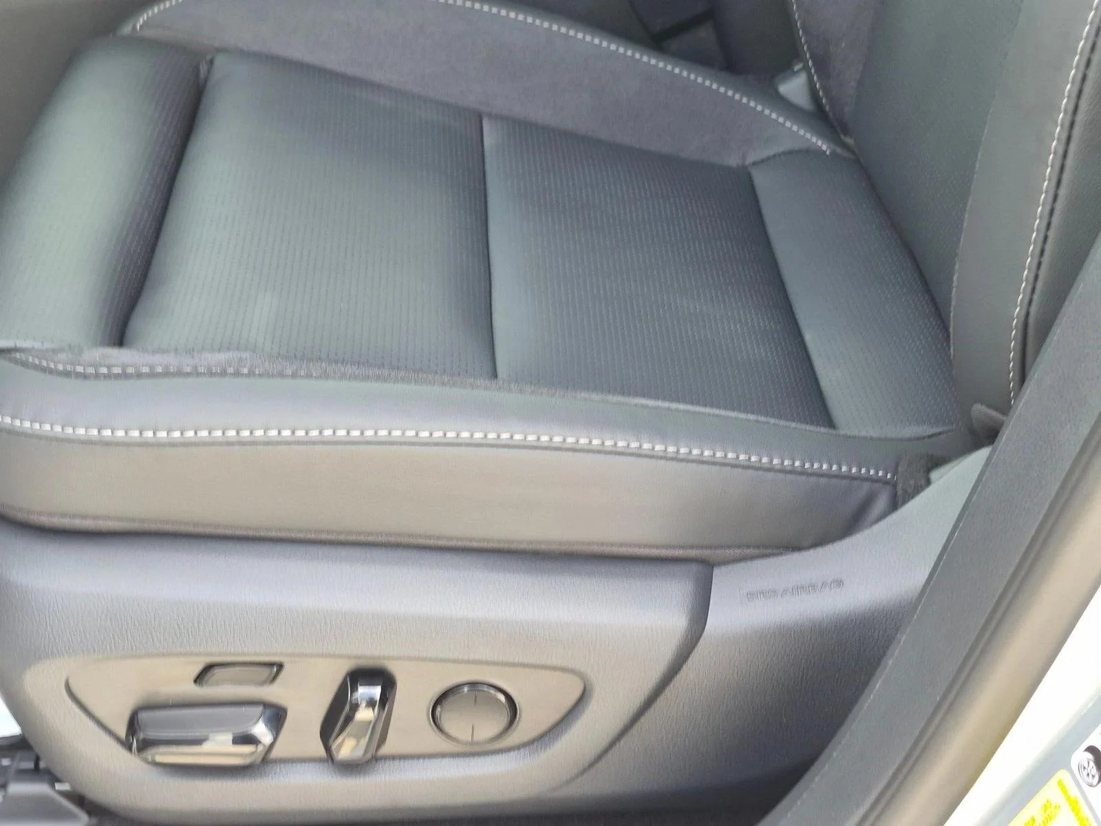 New 2026 Iridium Lexus  350 LUXURY AWD image 4