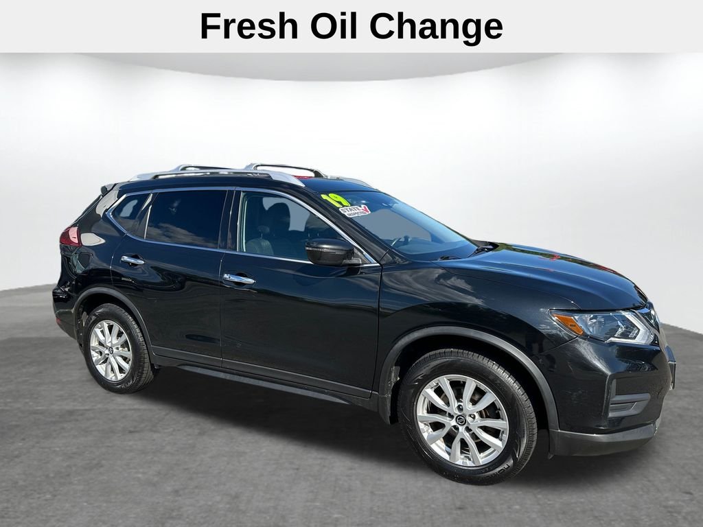 Used 2019 Black Nissan SV image 5