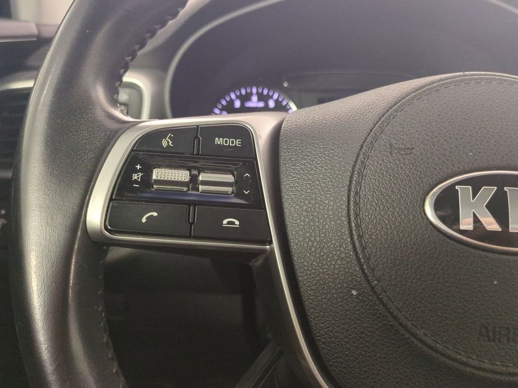 2020 Kia Sorento LX - Photo 32