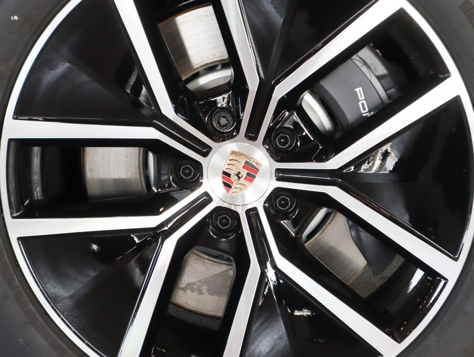 2026 Porsche Cayenne Coup E-Hybrid - Photo 13