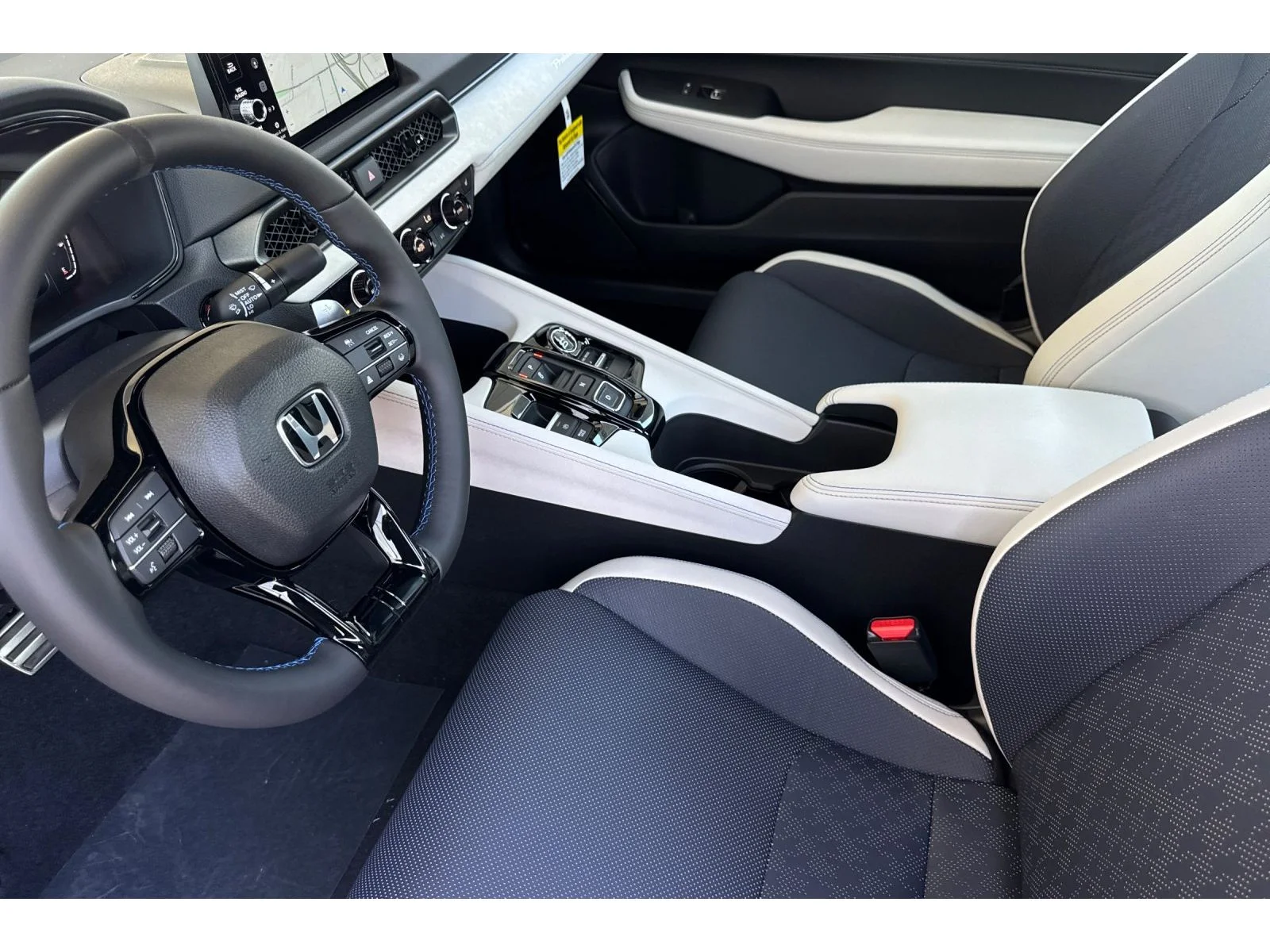 New 2026 Winter Frost Pearl Honda 2-Tone image 11