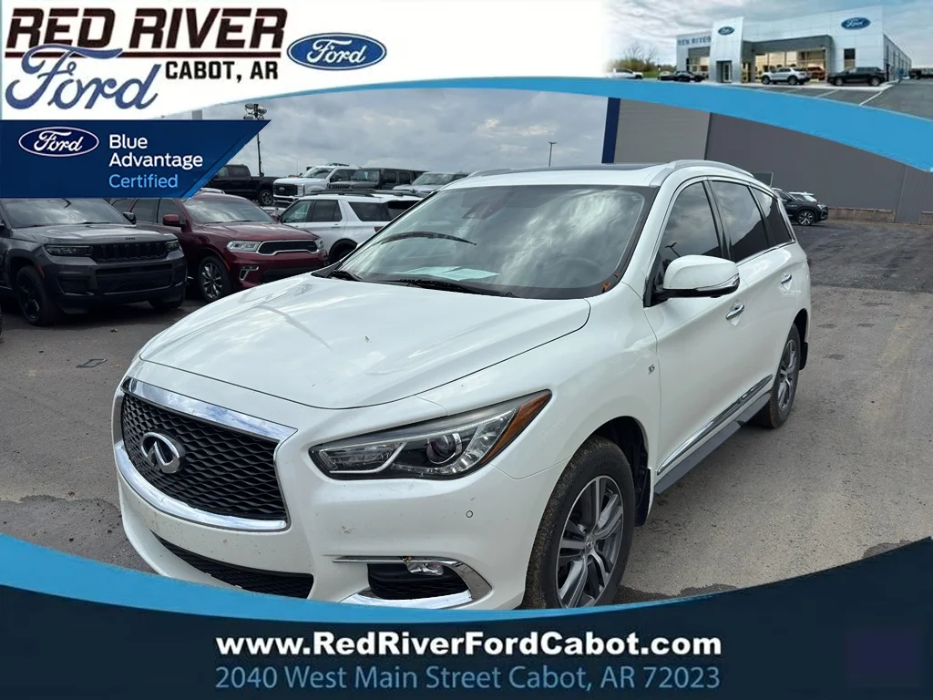 Used 2020 Majestic White INFINITI LUXE image 1