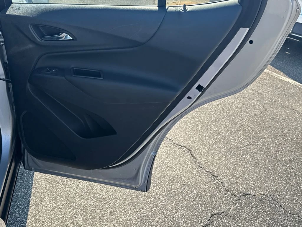 2021 Chevrolet Equinox LT - Photo 16