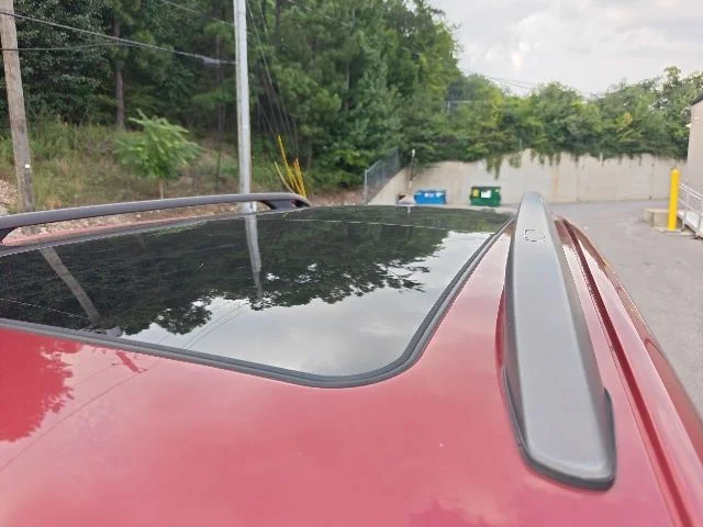 Used 2017 Red Jeep Trailhawk image 8
