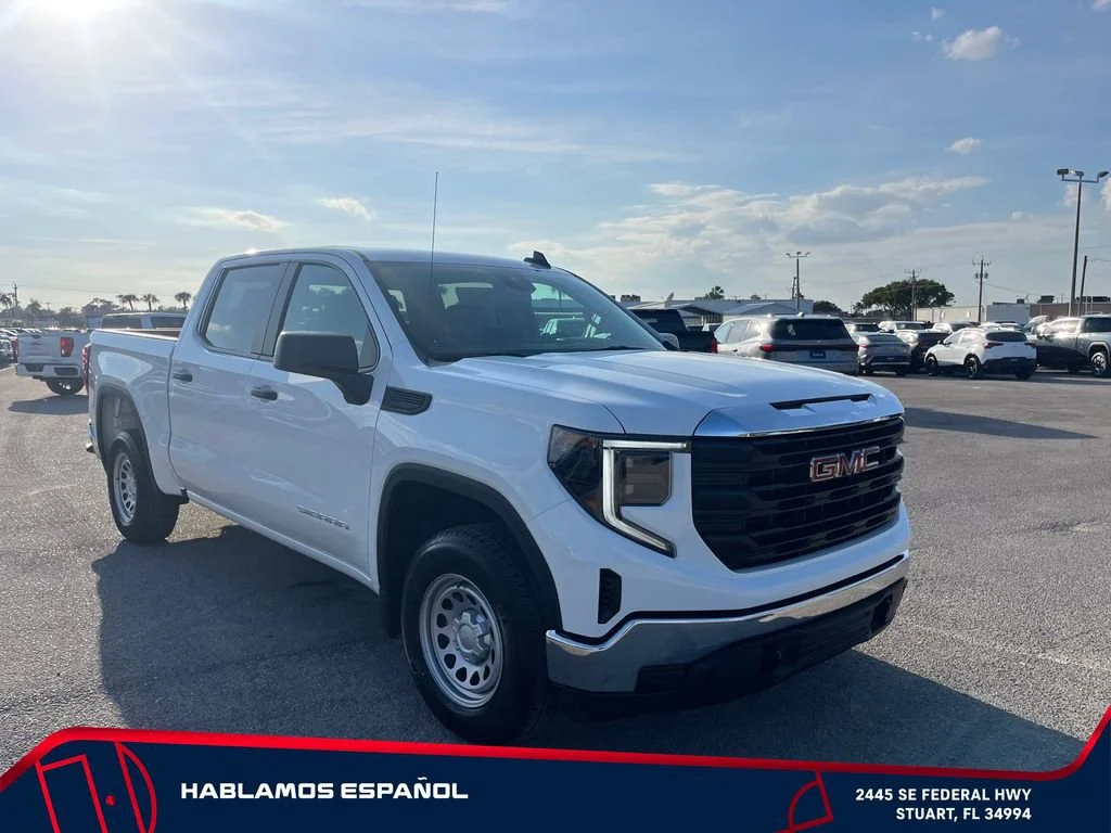 New 2026 Summit White GMC Pro image 2