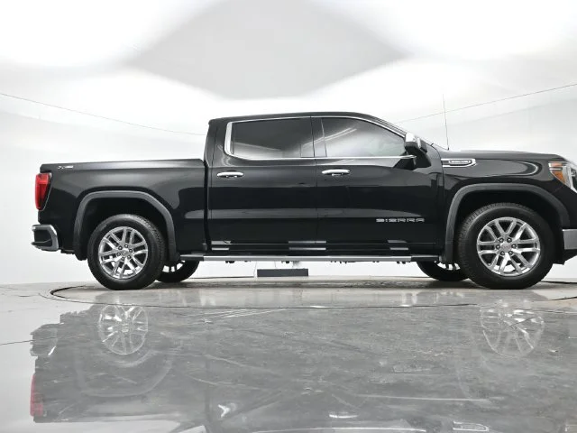 Used 2019 ONYX BLACK GMC SLT image 31