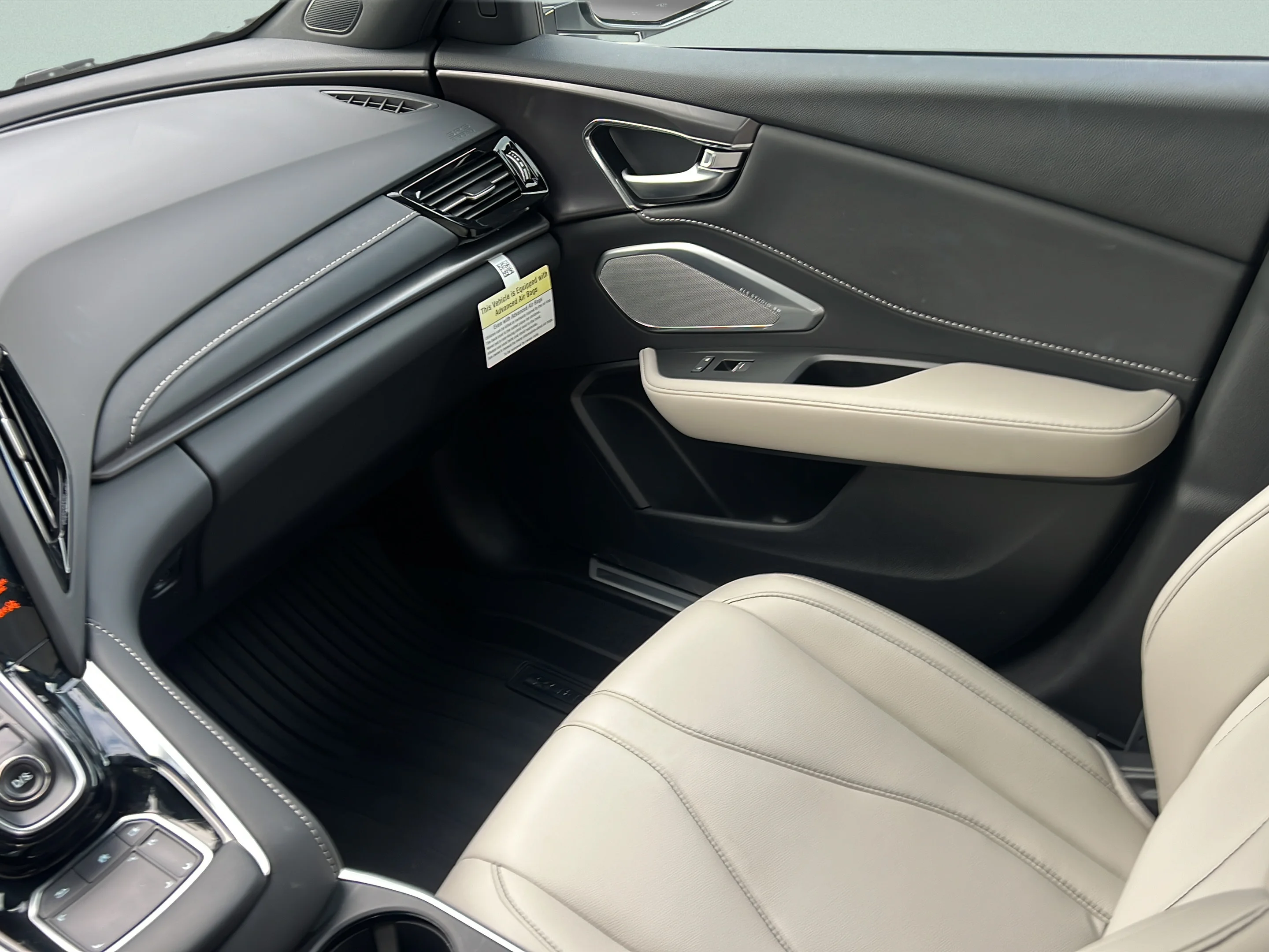 Used 2026 Platinum White Pearl Acura Base image 16