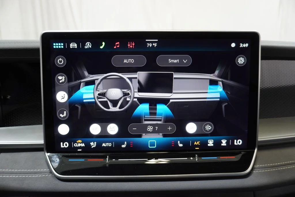 New 2026  Volkswagen 2.0T SE R-Line Black image 17