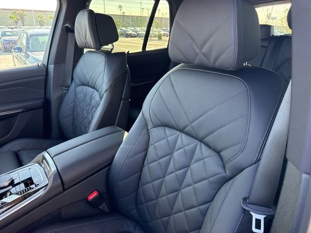New 2026 Gray BMW xDrive40i image 13