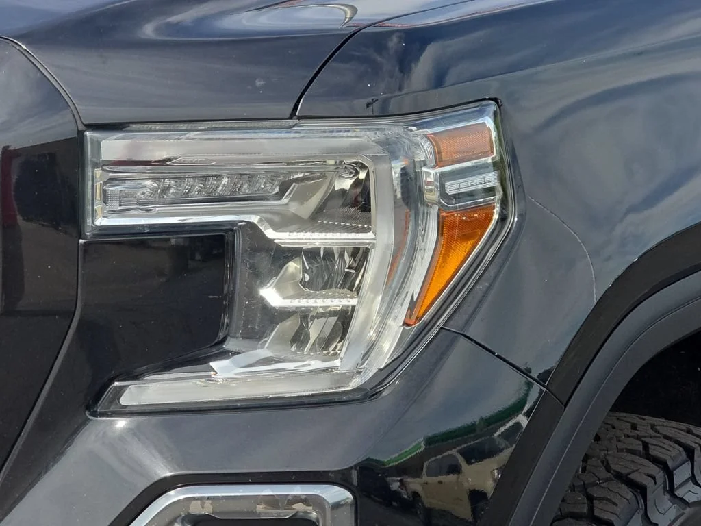 Used 2020 ONYX BLACK GMC AT4 image 34