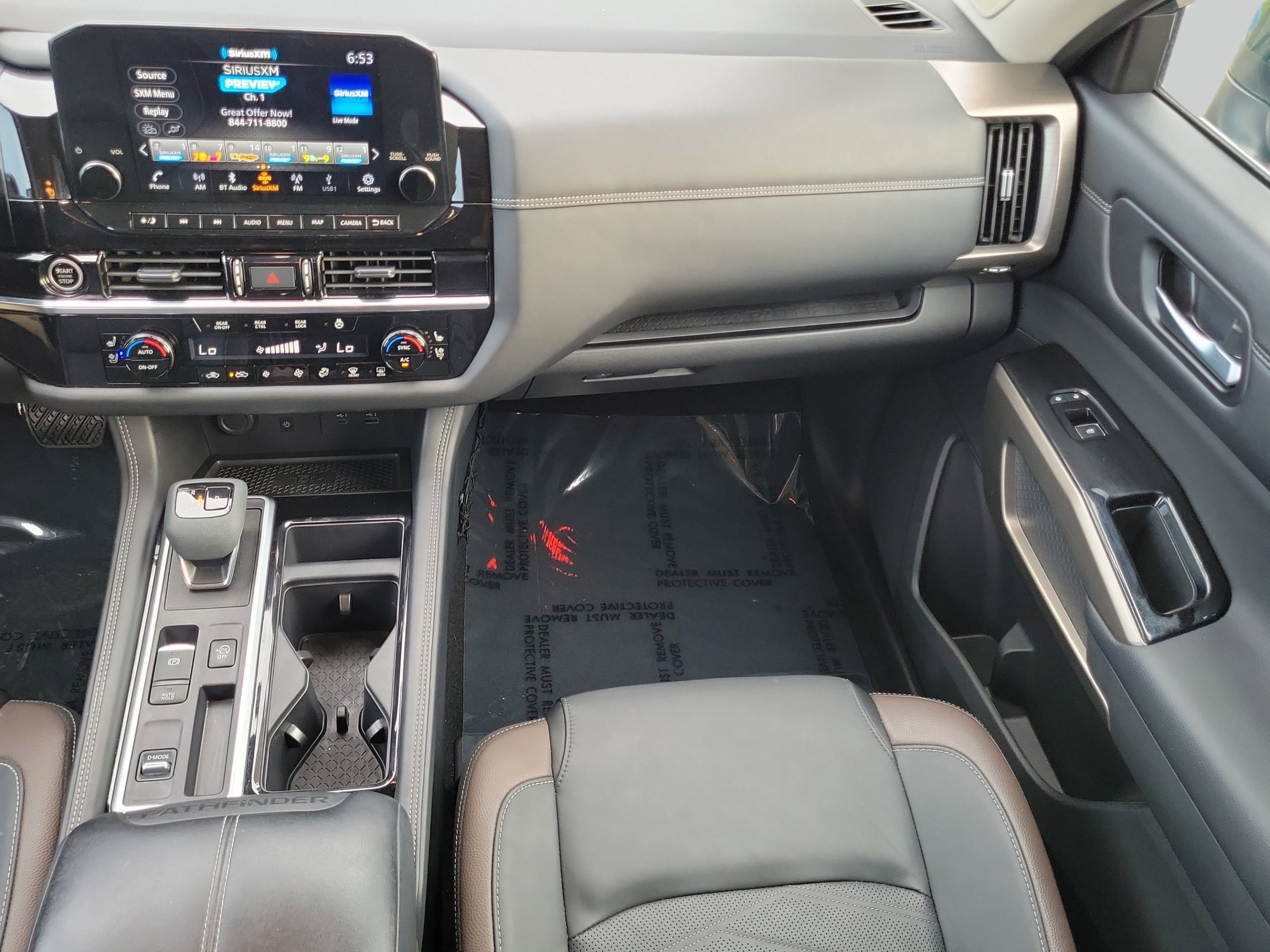 Used 2024 Obsidian Green Pearl Nissan Platinum image 16