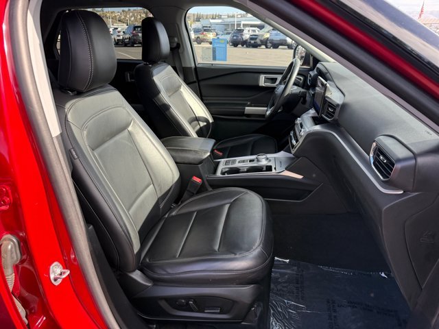 Certified Used 2023 Red Metallic Ford XLT image 20