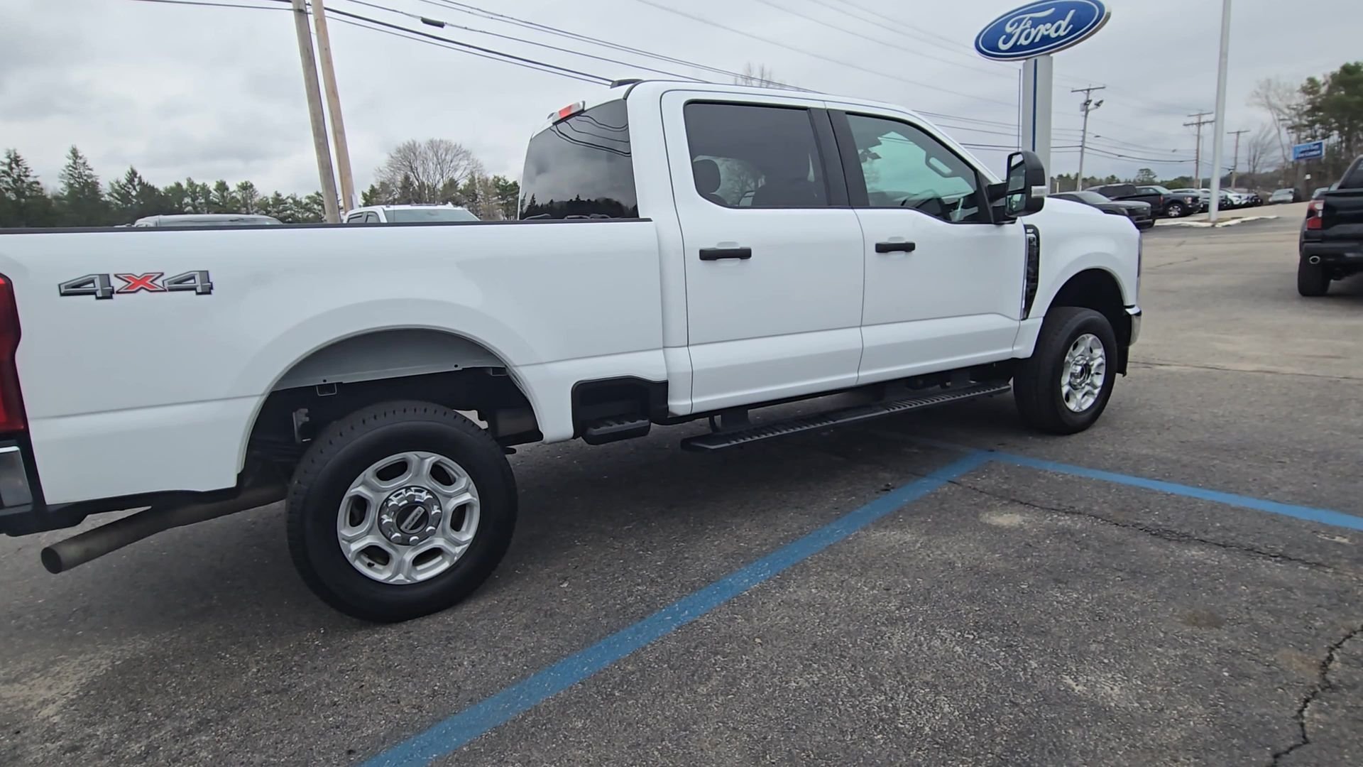 Used 2025 White Ford XLT image 19