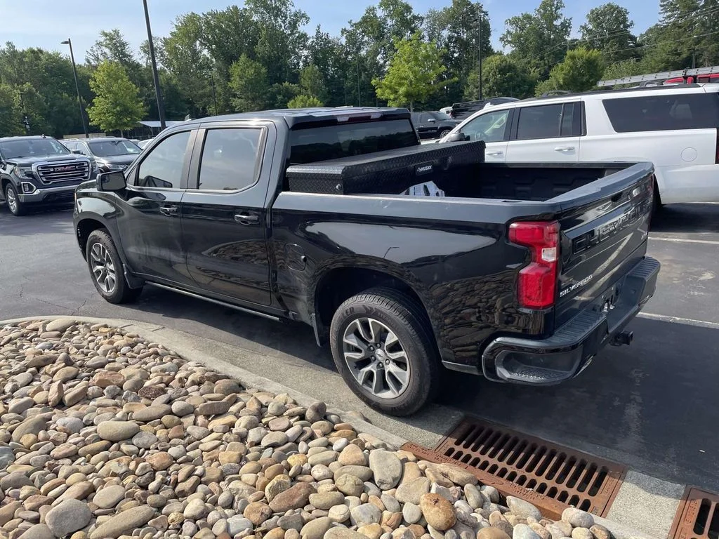 Used 2023 Black Chevrolet RST image 4