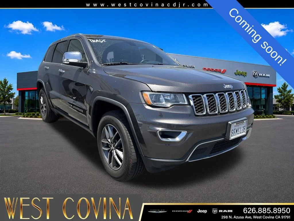 Used 2018 Gray Jeep Limited image 1