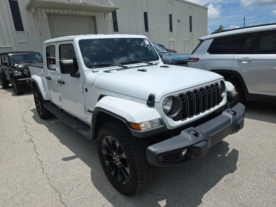 Used 2025 Bright White Clearcoat Jeep Nighthawk image 2