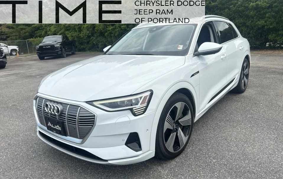 Used 2019 White Audi Prestige image 1