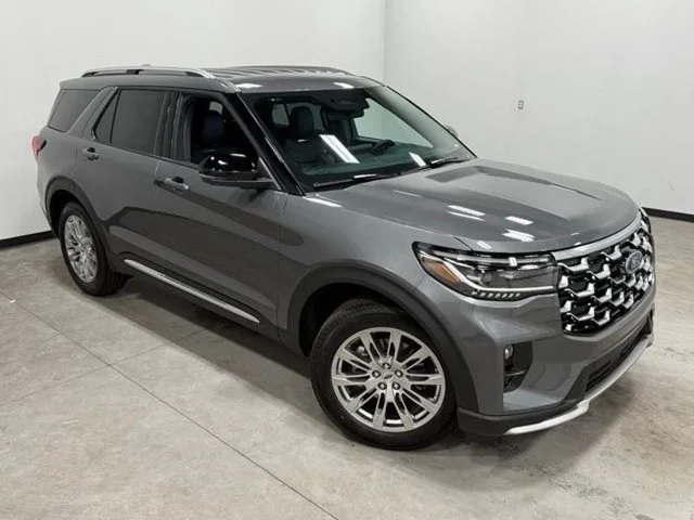 Used 2026 Gray Ford Platinum image 35
