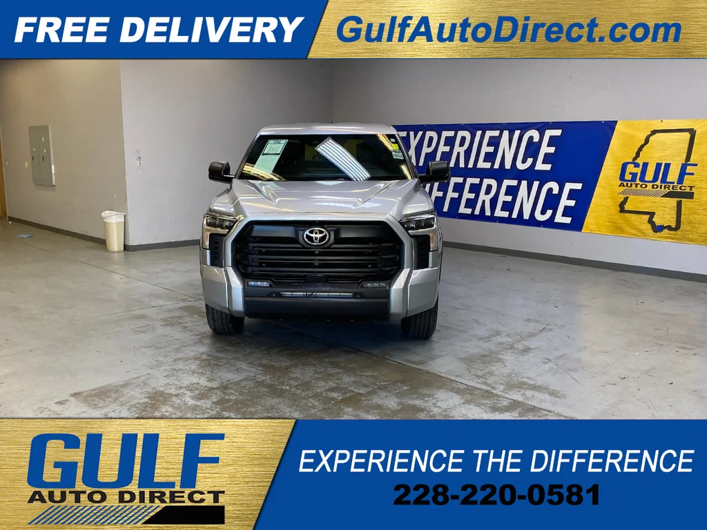 Used 2025 Silver Toyota SR5 image 3