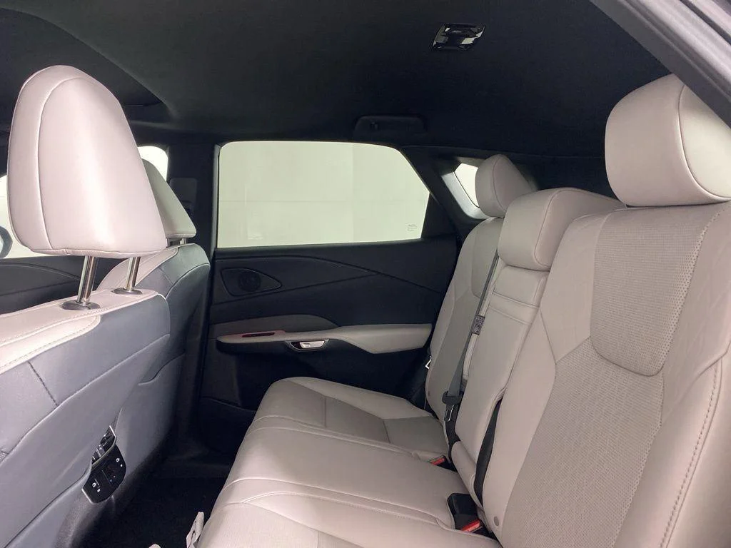 2024 Lexus RX 350 - Photo 17