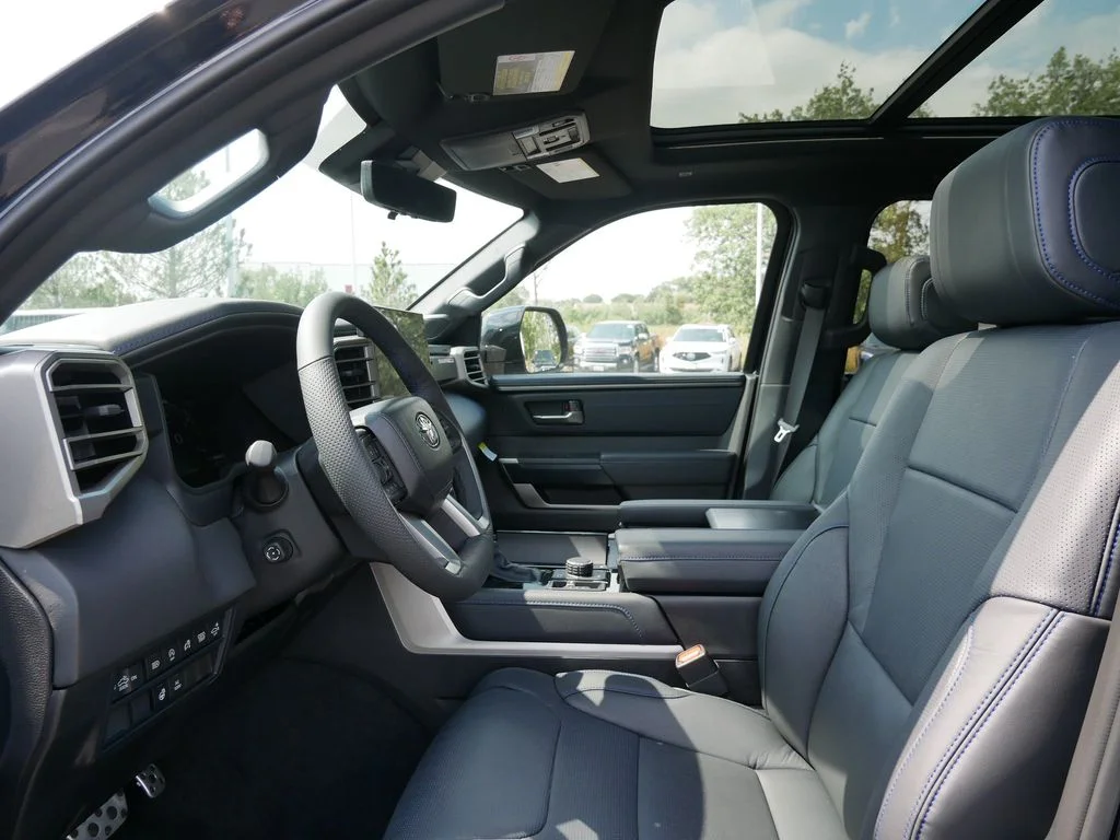 New 2026 Midnight Black Metallic Toyota  Platinum image 5