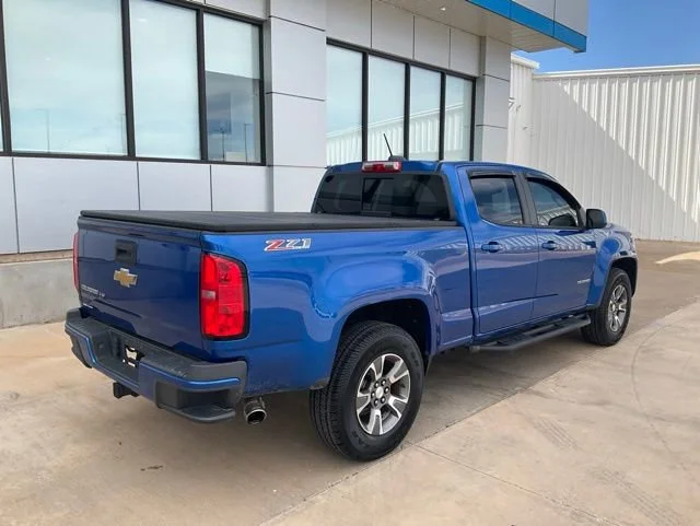 Used 2018 KINETIC BLUE METALLIC Chevrolet 4WD Z71 image 41