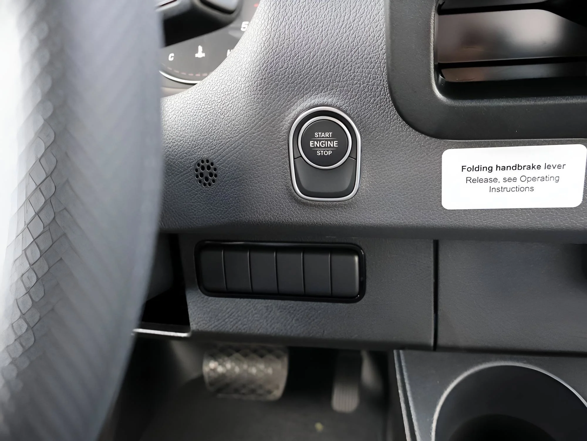 2026 Mercedes-Benz Sprinter Cargo Van Base - Photo 34