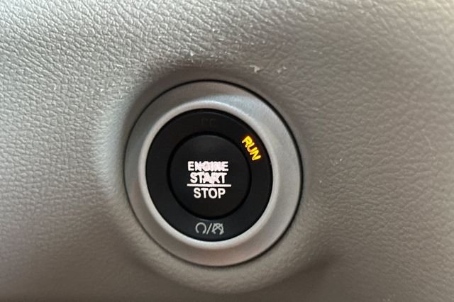 Certified Used 2022 White Chrysler Touring L image 23