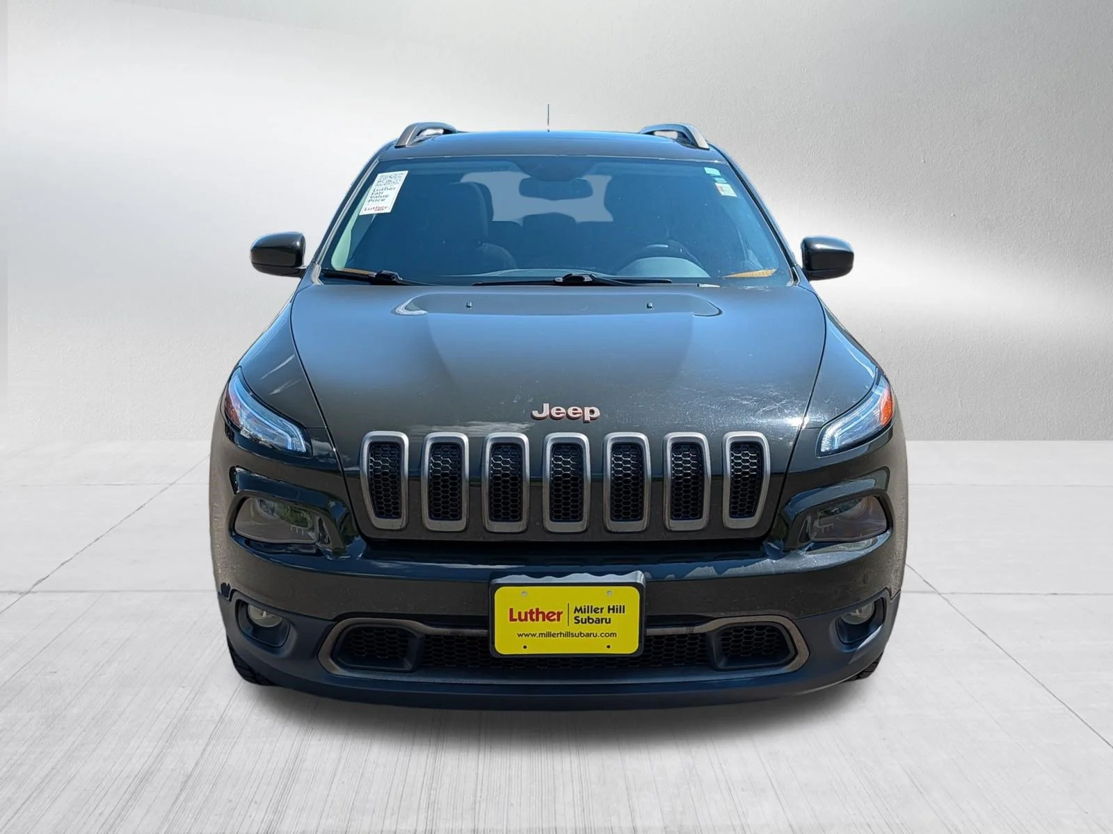 Used 2017 Jeep Cherokee Latitude with VIN 1C4PJMCS5HW547189 for sale in Hermantown, Minnesota