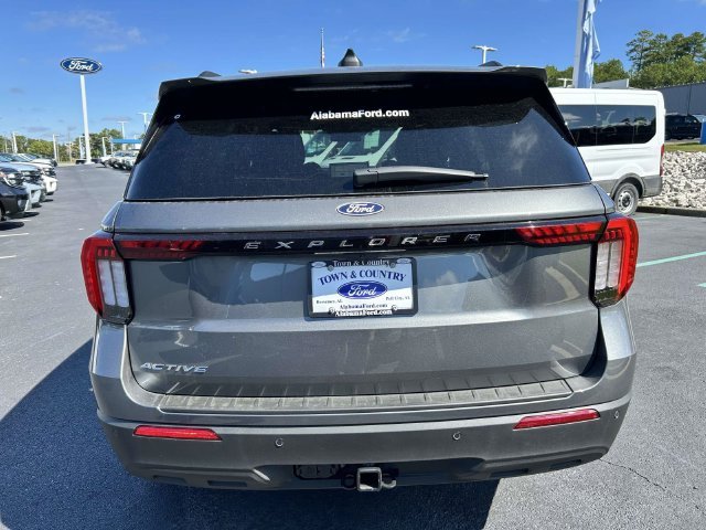 New 2026 Carbonized Gray Metallic Ford Active image 8