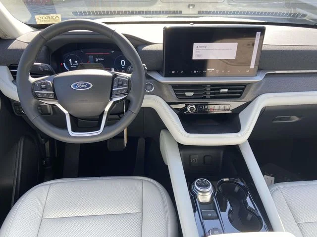 New 2026 White Ford Platinum image 11