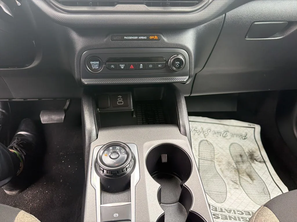 Used 2025 White Ford Big Bend image 19