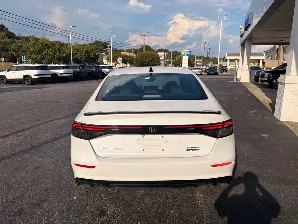 Used 2024 White Honda Sport-L image 7