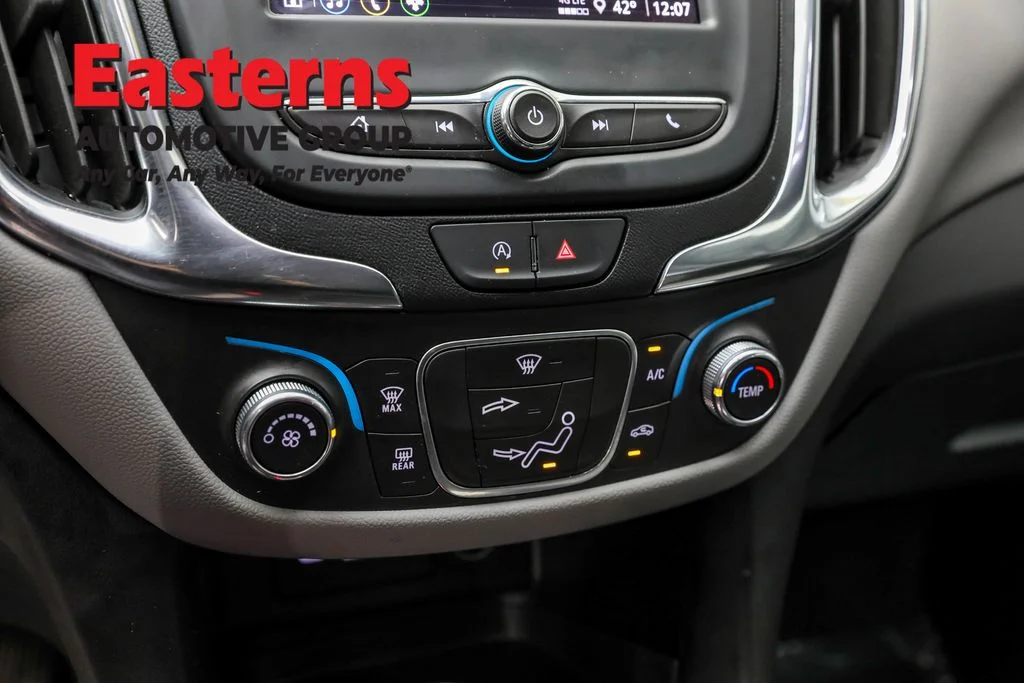 Used 2022 Black Chevrolet LS image 20