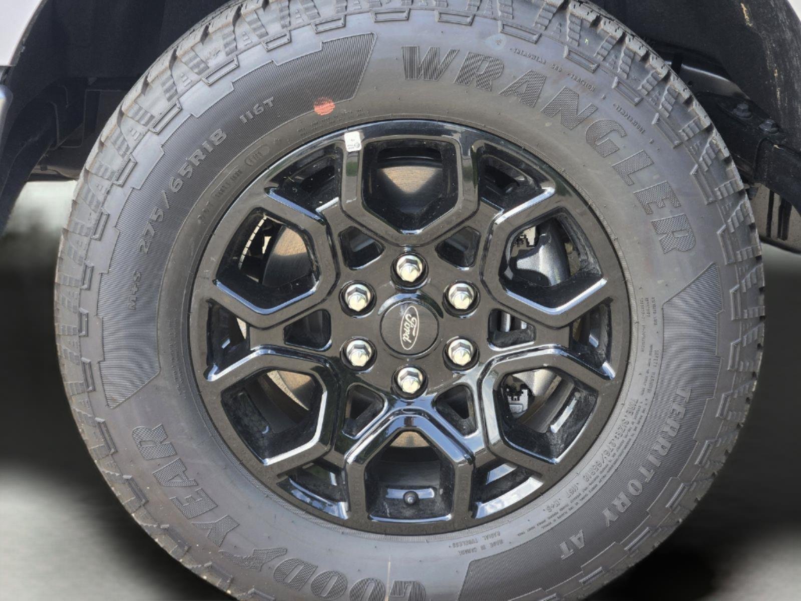 New 2026 Iconic Silver Metallic Ford XLT image 7