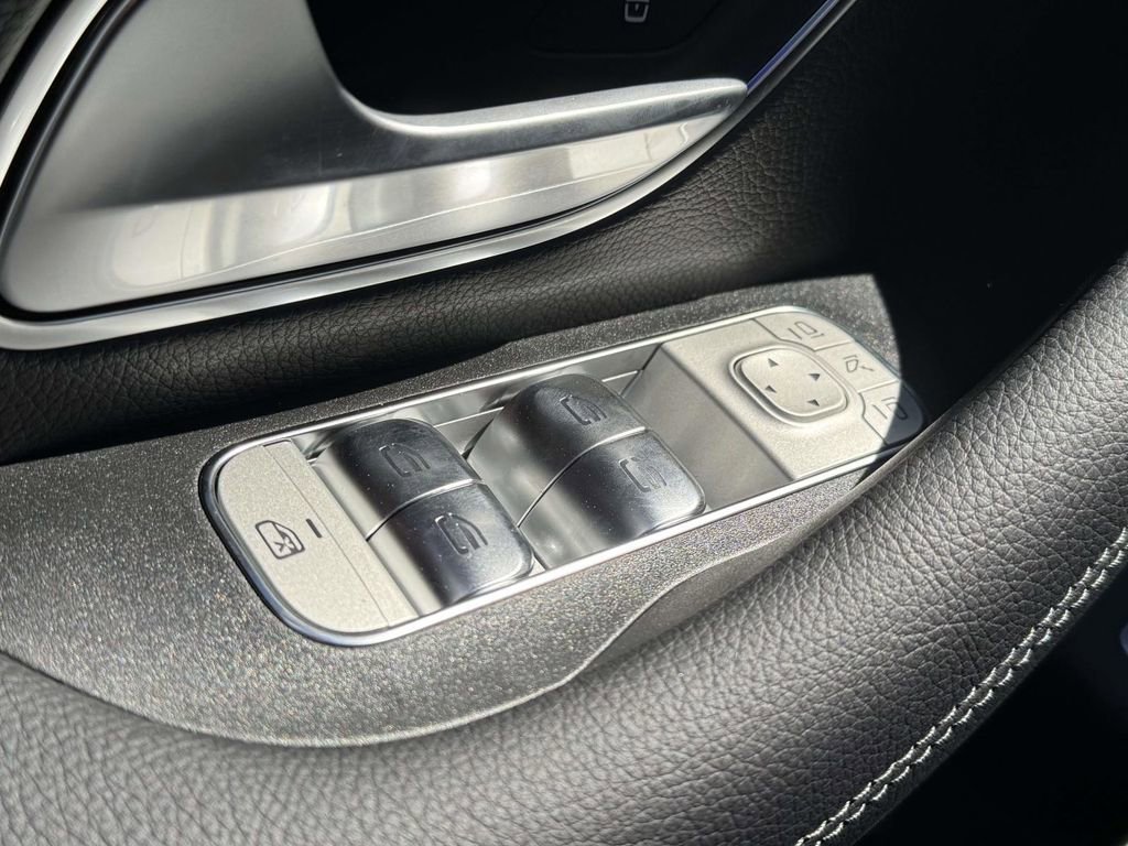 2026 Mercedes-Benz GLS Base - Photo 17