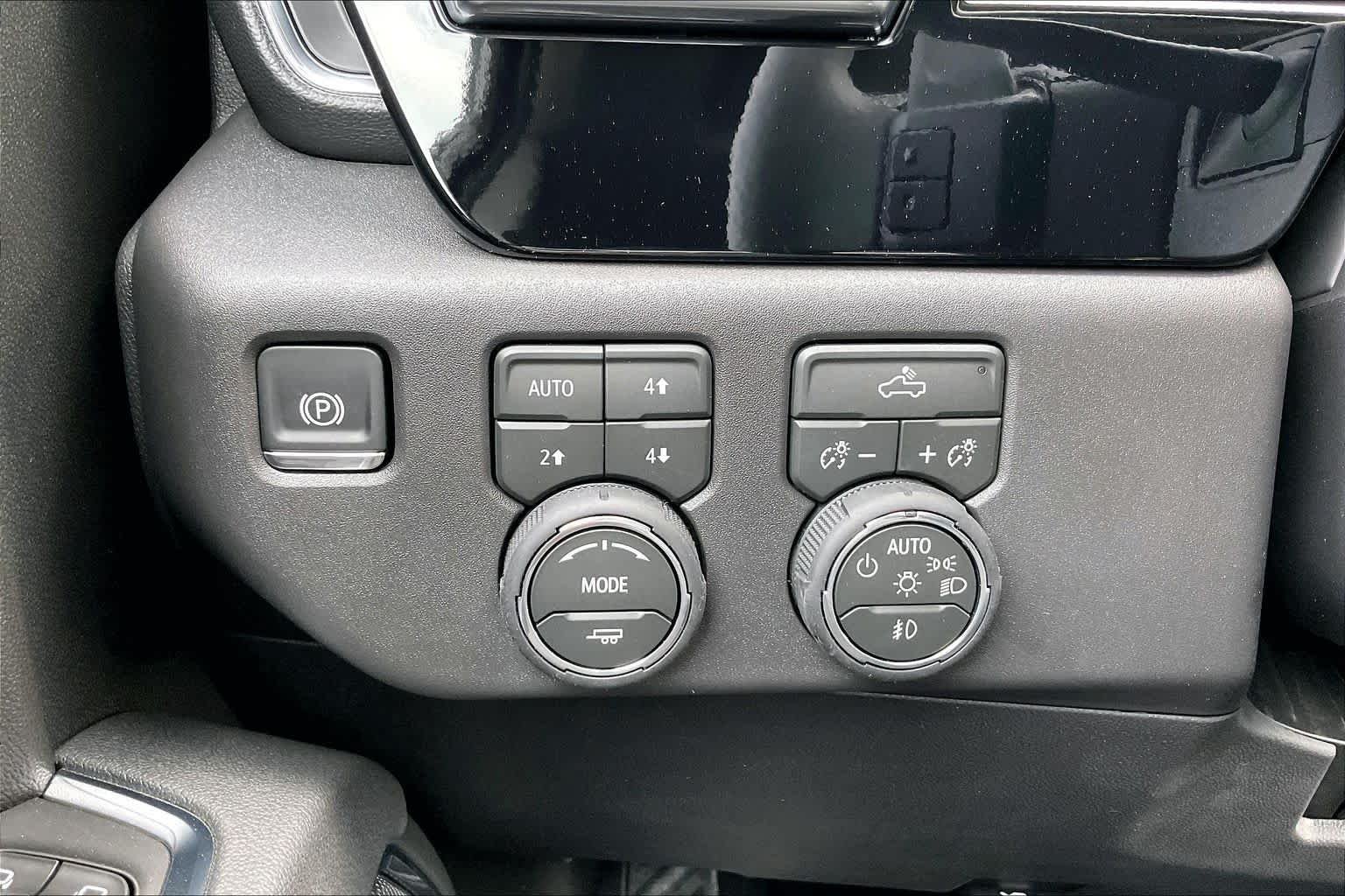 2026 Chevrolet Silverado 1500 LT Trail Boss - Photo 18