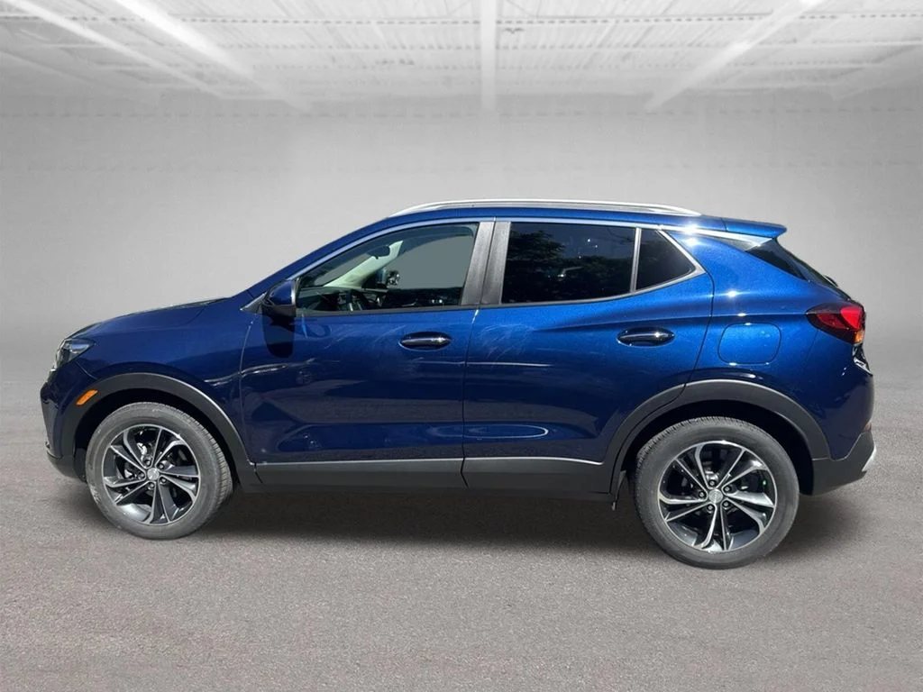 Used 2022 Blue Buick Select image 2